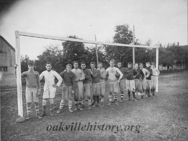 Oakville Trafalgar Football Team, 1912